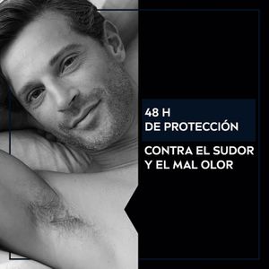 Quarta imatge del producte Desodorant de Bola Invisible B&W Men de la marca NIVEA