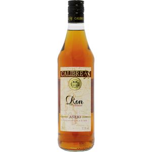 CALIBRE 38 Ron Añejo Dominicano