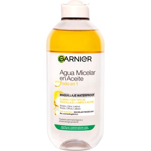 Agua Micelar en Aceite