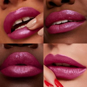 Tercera imatge del producte Barra de Llavis Orchid Superlostruos de la marca REVLON