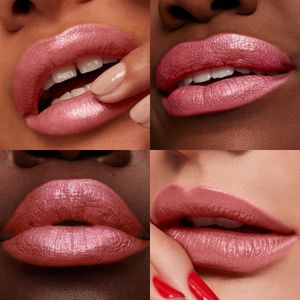 Tercera imatge del producte Barra de Llavis Mauve Super Lustrous de la marca REVLON