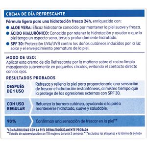 Tercera imatge del producte Crema Dia Hidratant Pell Normal/Mixta SPF30 de la marca NIVEA