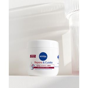 Quarta imatge del producte Crema Repara i Cuida Pell Extraseca i Aspra de la marca NIVEA