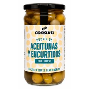 Imatge del producte Còctel de Confitats i Olives amb Pinyol de la marca CONSUM