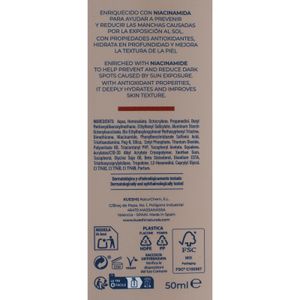 Segona imatge del producte Crema Facial Solar SPF 50 amb Color de la marca KUESHI