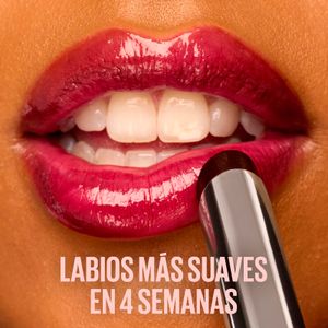 Quarta imatge del producte Labial Lifter Glaze 004 Cherry Swirl de la marca MAYBELLINE