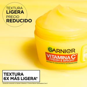 Tercera imatge del producte Crema Sorbet Hidratant amb Vitamina C de la marca GARNIER