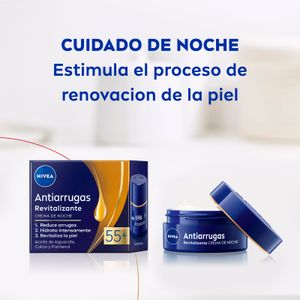Tercera imatge del producte Crema de Nit Antiarrugues Revitalitz. 55+ de la marca NIVEA