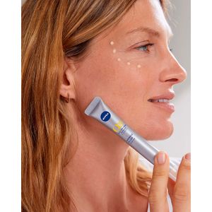 Quinta imatge del producte Sèrum Omplidor d'Arrugues Q10 de la marca NIVEA