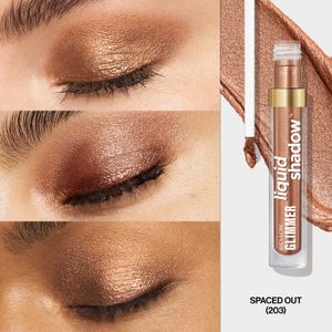 Sisena imatge del producte Ombra d'Ulls Líquida Spaced Out de la marca REVLON
